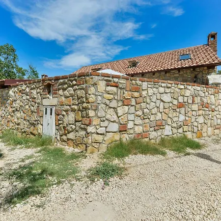 Villa Stone Stela & Lea